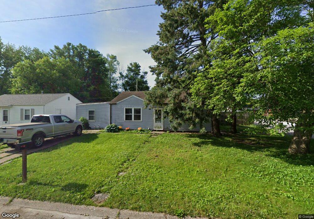 2715 W 71st St, Davenport, IA 52806 - photo 1