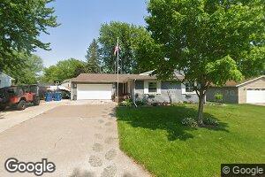 906 18th St, Port Byron, IL 61275