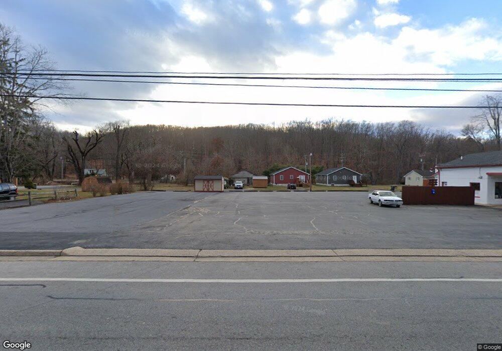 1470 10th St, Waynesboro, VA 22980 - photo 1