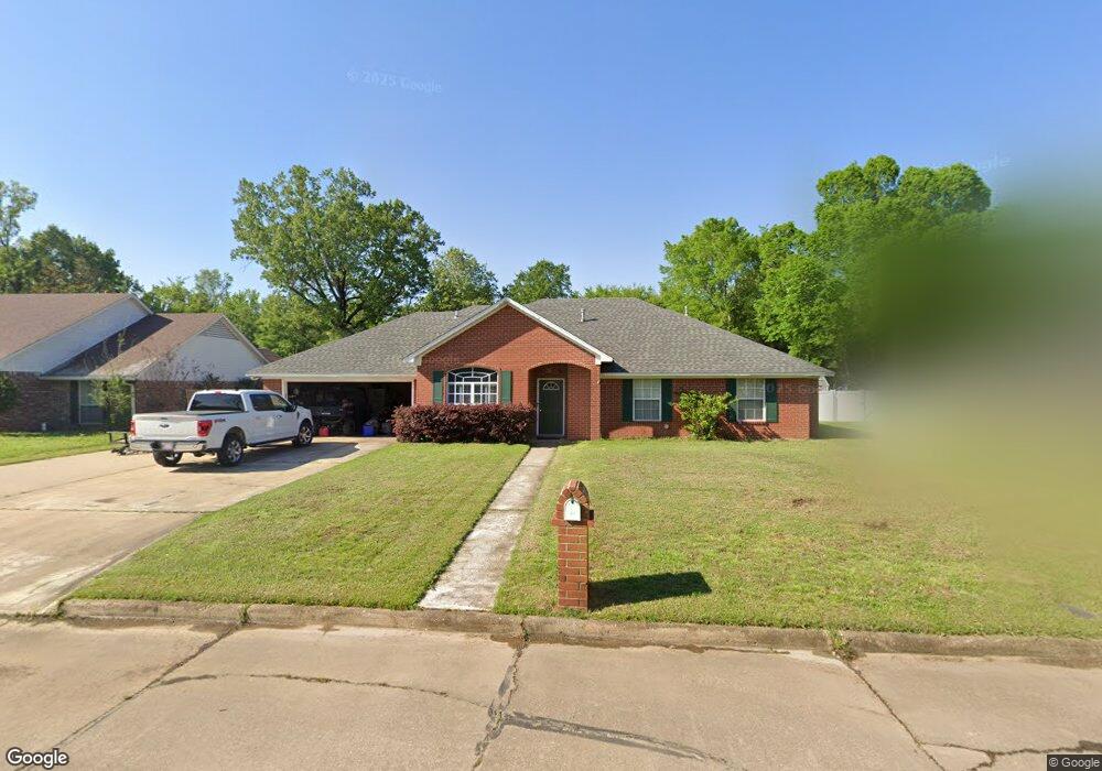 1911 Woodline Dr, Texarkana, AR 71854 - photo 1