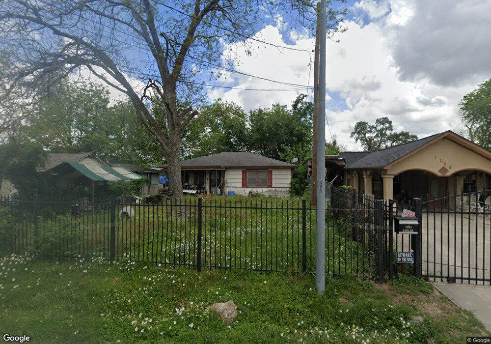 1107 Sadler St, Houston, TX 77022 - photo 1