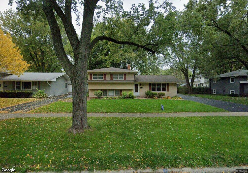 309 W Gartner Rd, Naperville, IL 60540 - photo 1