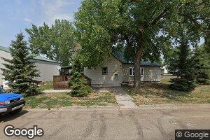 213 S 4th St, Glen Ullin, ND 58631