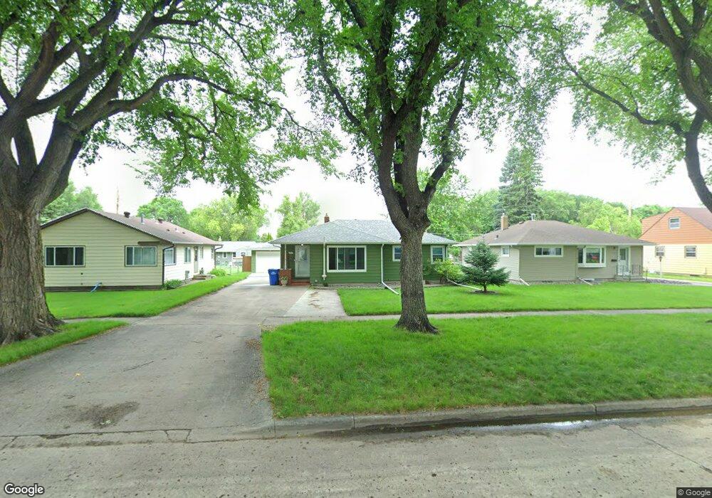 405 21st Ave N, Fargo, ND 58102 - photo 1