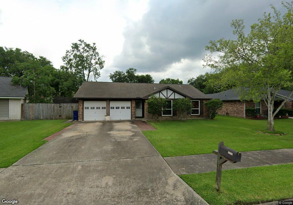 4107 Townes Forest Rd, Friendswood, TX 77546 - photo 1
