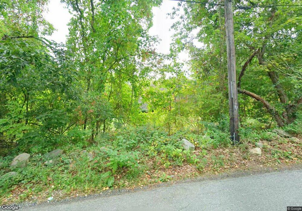 143 Thorndike St, Dunstable, MA 01827 - photo 1