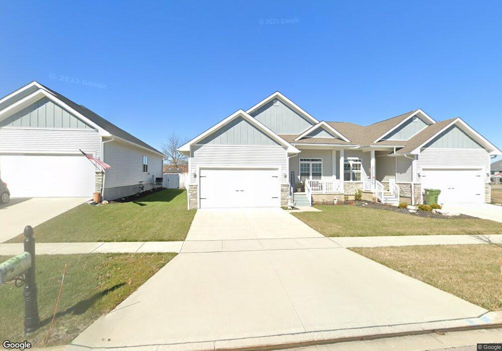 410 Terrace Dr, Marysville, OH 43040 - photo 1