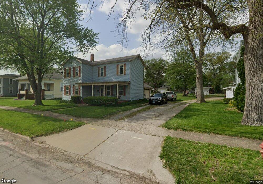 204 8th St, Lincoln, IL 62656 - photo 1