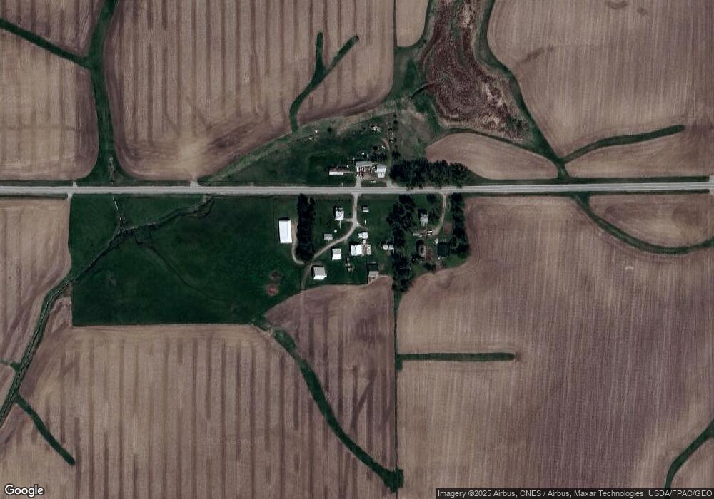 8765 S 28th Ave E, Newton, IA 50208 - photo 1