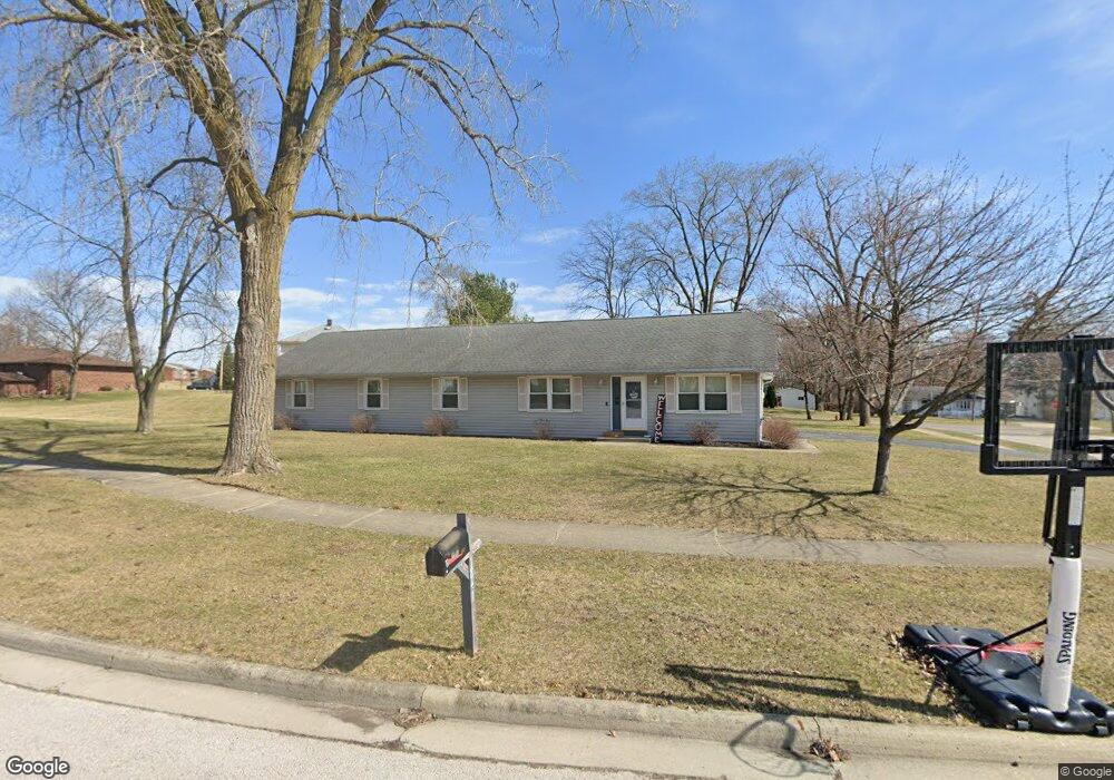 1841 Hill Cir, Findlay, OH 45840 - photo 1