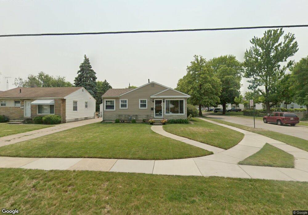 2274 108th St, Toledo, OH 43611 - photo 1