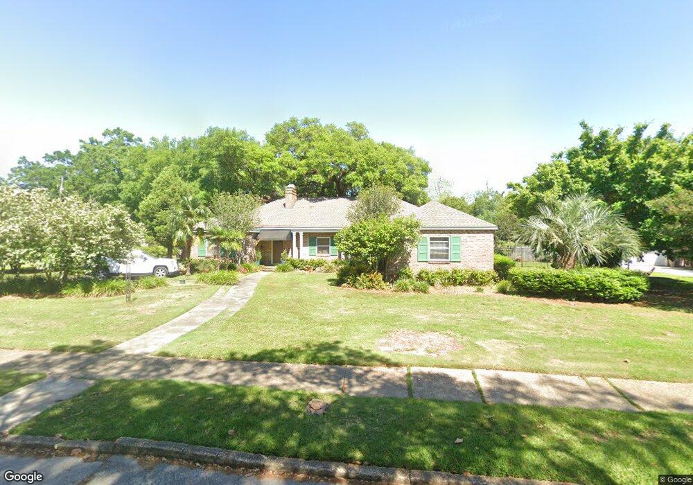 266 Woodlands Ave, Mobile, AL 36607 - photo 1