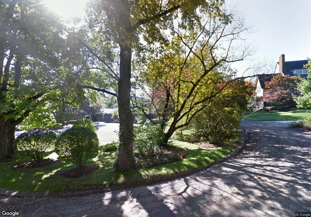 96 Manor Ct, Bloomfield Hills, MI 48304 - photo 1