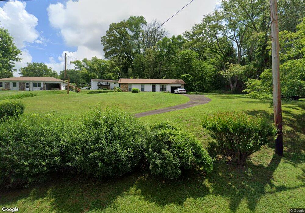 8224 Pickens Gap Rd, Knoxville, TN 37920 - photo 1