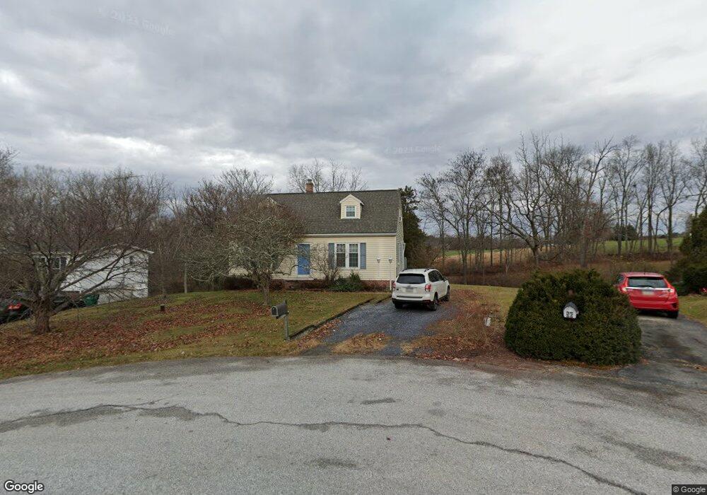 60 Robin Cir unit 33, Gettysburg, PA 17325 - photo 1