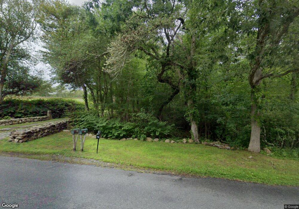 715 Horseneck Rd, South Dartmouth, MA 02748 - photo 1