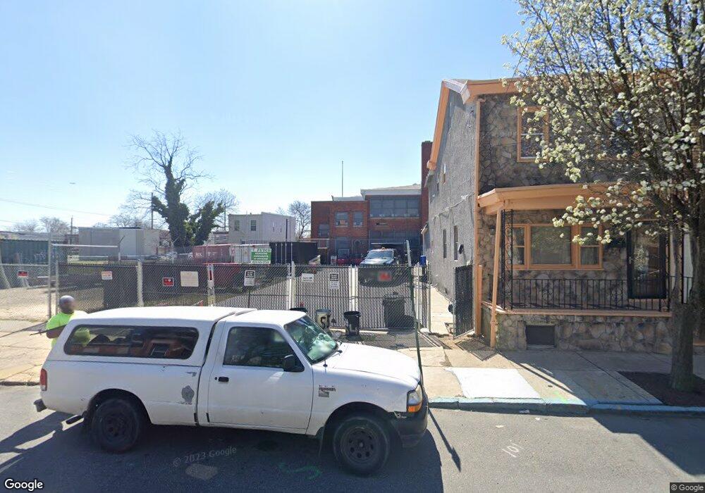 556 Walnut St, Camden, NJ 08103 - photo 1