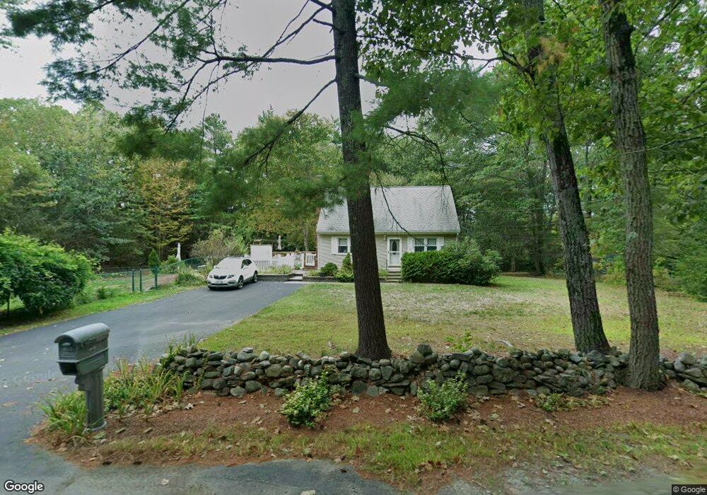 605 Townsend Harbor Rd, Lunenburg, MA 01462 - photo 1