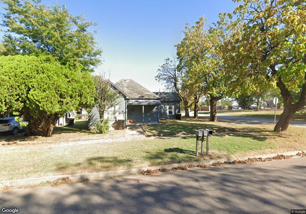 300 W 14th St, Ada, OK 74820 - photo 1