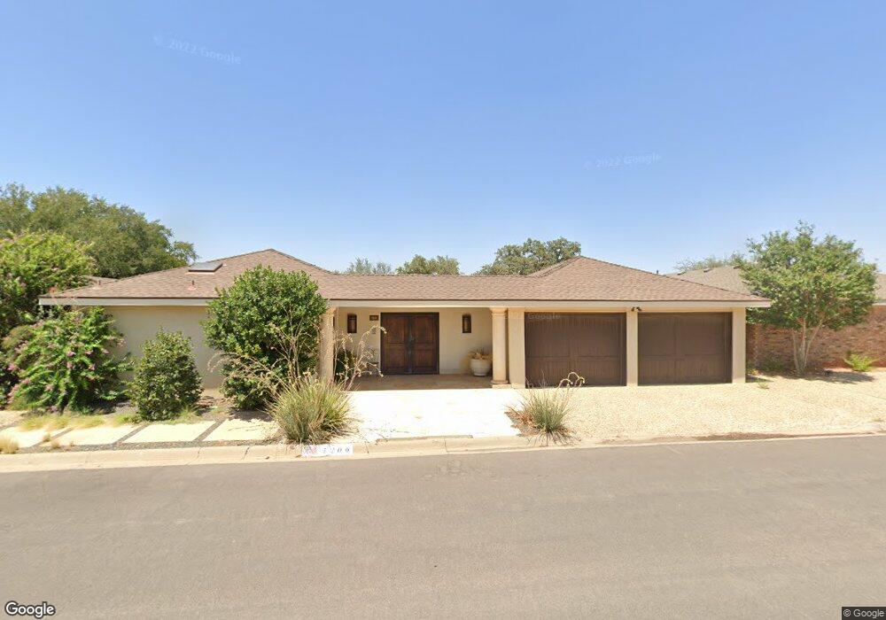 1206 Shirley Ln, Midland, TX 79705 - photo 1