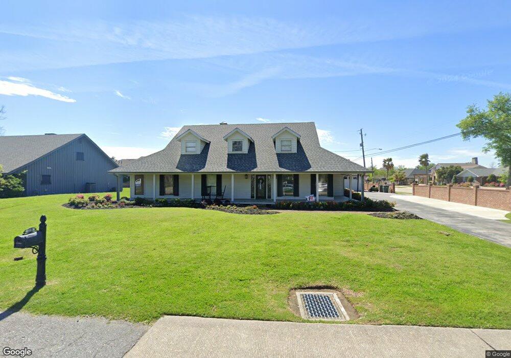 1235 Belle Alee Ln, Lake Charles, LA 70605 - photo 1