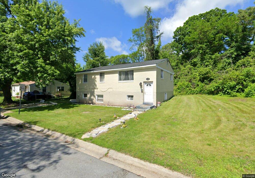 801 Kayak Ave, Capitol Heights, MD 20743 - photo 1