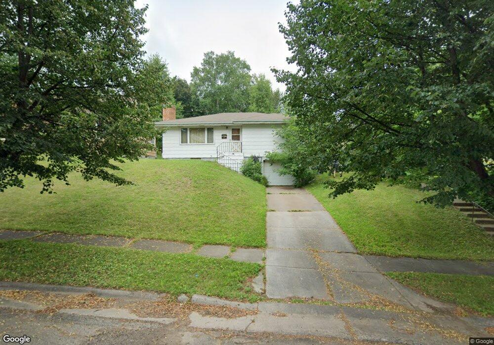 2627 W 15th St, Duluth, MN 55806 - photo 1