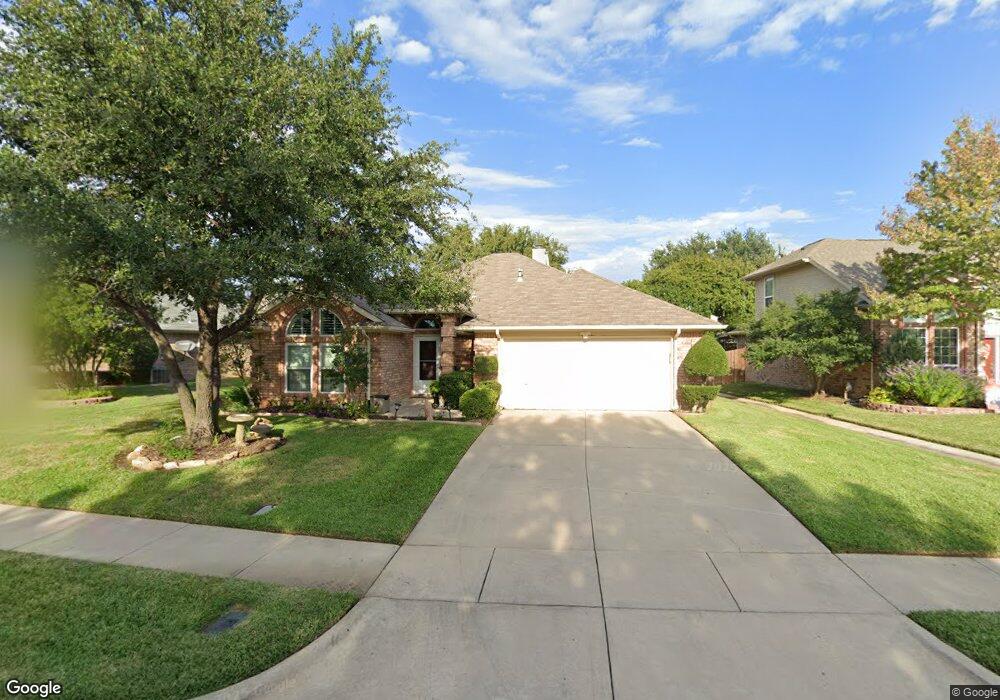 2712 Crystal Glenn Cir, Hurst, TX 76054 - photo 1