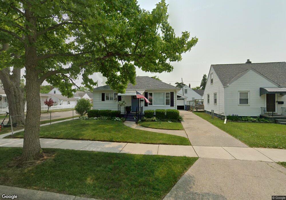 2430 104th St, Toledo, OH 43611 - photo 1