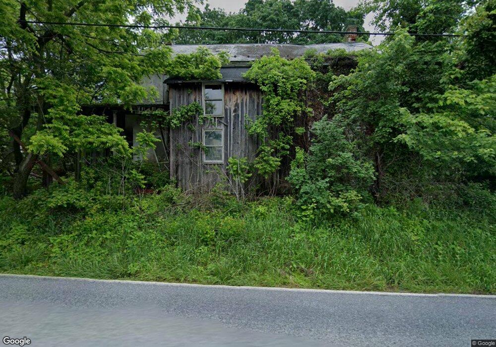 5881 Vera Cruz Rd, Emmaus, PA 18049 - photo 1