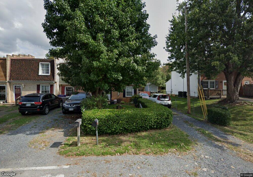 615 W 11th St, Front Royal, VA 22630 - photo 1