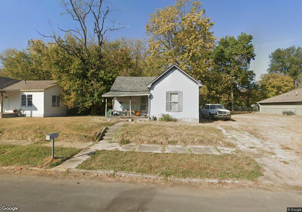 2110 Elgin St, Muskogee, OK 74401 - photo 1