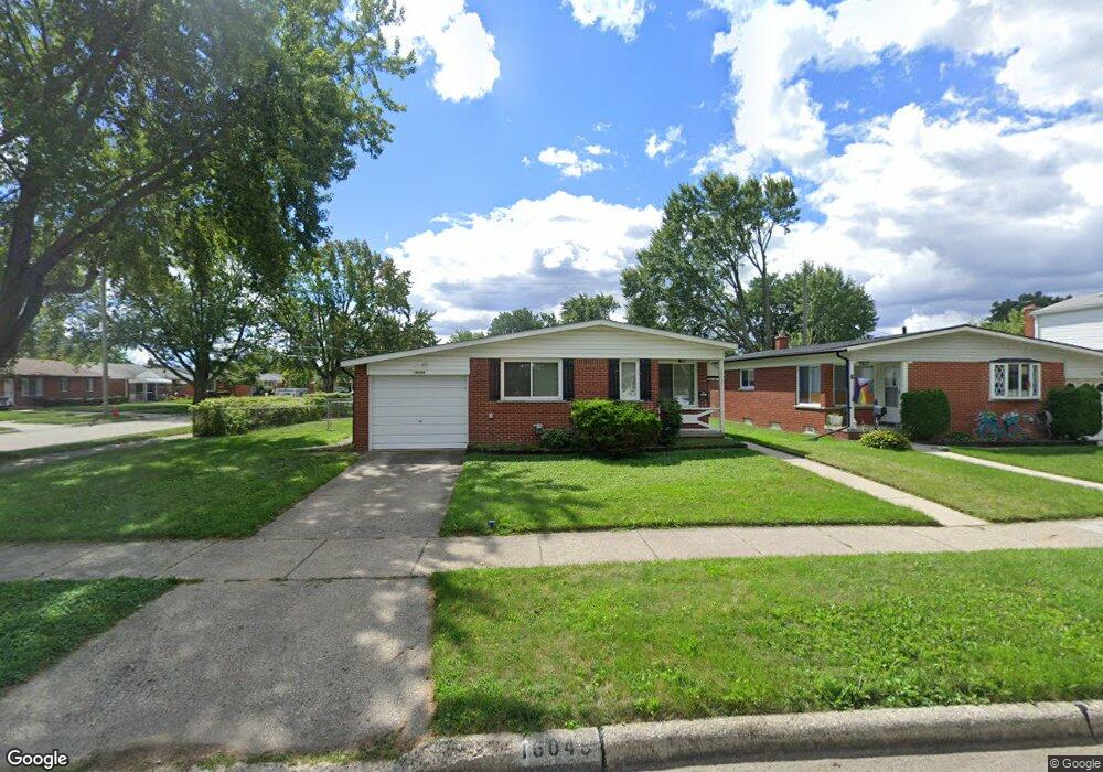 16048 Larkspur St, Roseville, MI 48066 - photo 1