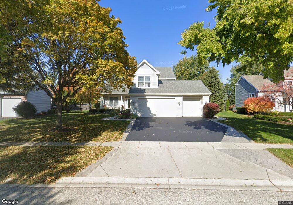 1930 Cloverdale Ln, Algonquin, IL 60102 - photo 1