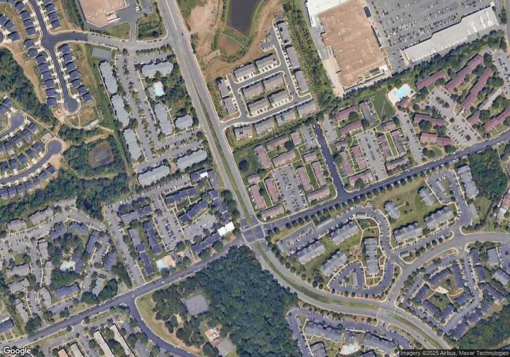 7500 Clemson Ct unit 96, Manassas, VA 20109 - photo 1