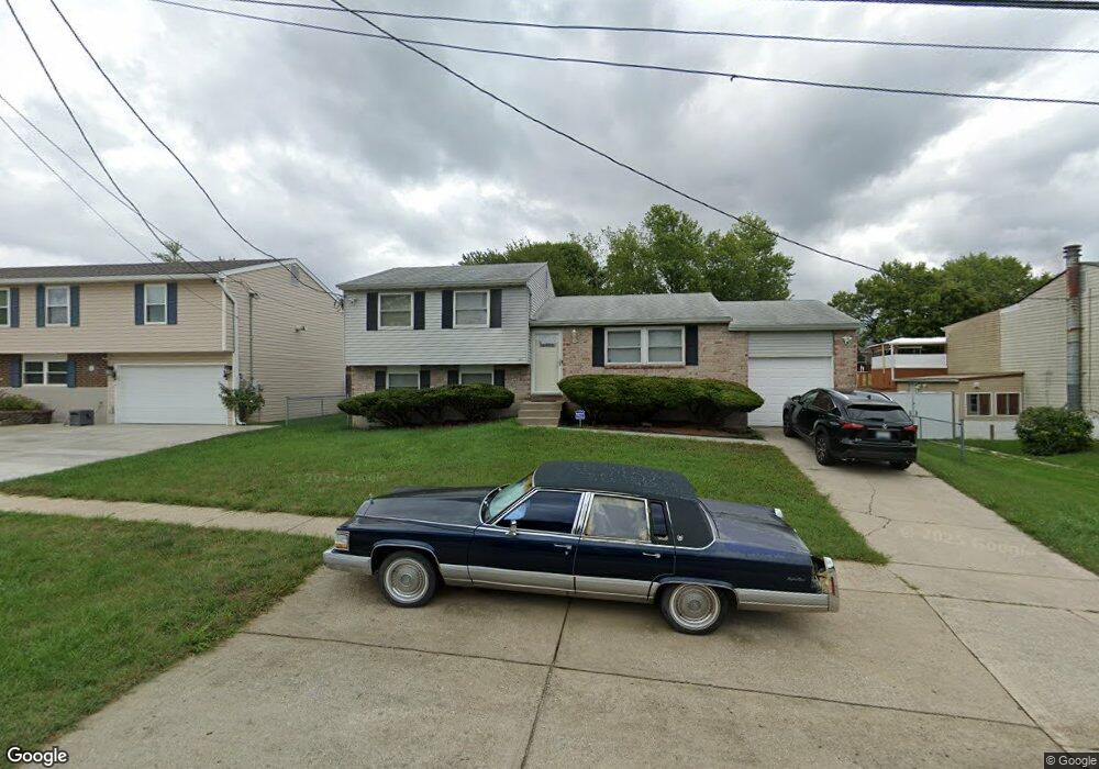 8207 Pennsylvania Run Rd, Louisville, KY 40228 - photo 1