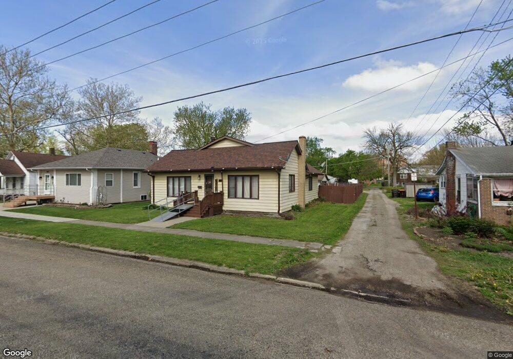 813 N Kankakee St, Lincoln, IL 62656 - photo 1