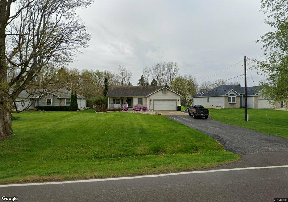 9299 Hill Rd, Swartz Creek, MI 48473 - photo 1