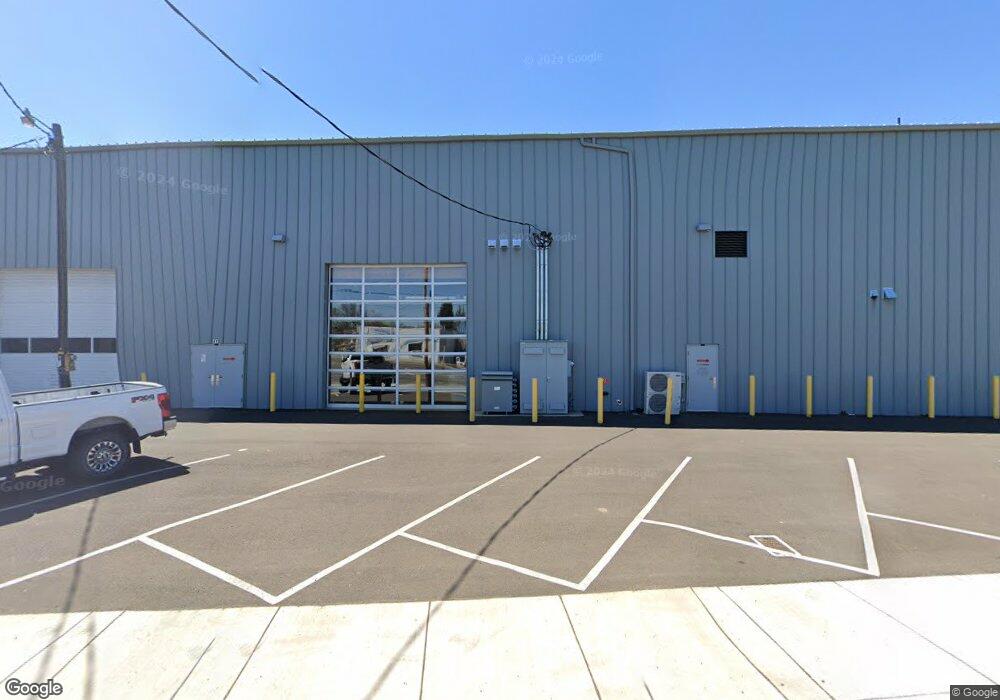 431 N Front St, Central Point, OR 97502 - photo 1