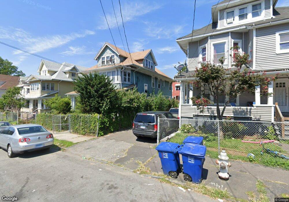 83 Vine St unit 1, Bridgeport, CT 06604 - photo 1