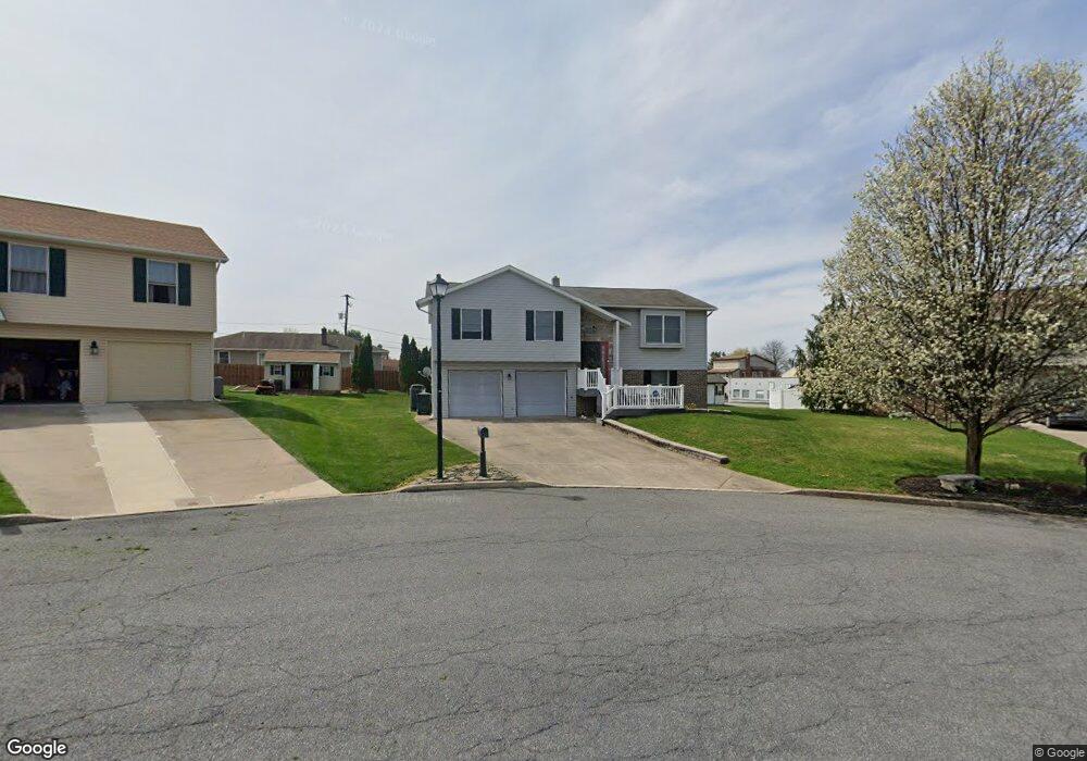 2006 Woodside Ct, Allentown, PA 18103 - photo 1