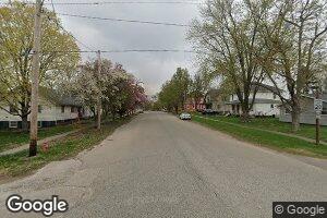 215 NE Main St, Grand View, IA 52752