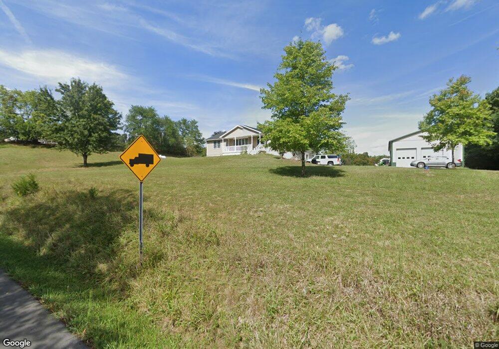 201 Highland Ridge Rd, Berkeley Springs, WV 25411 - photo 1