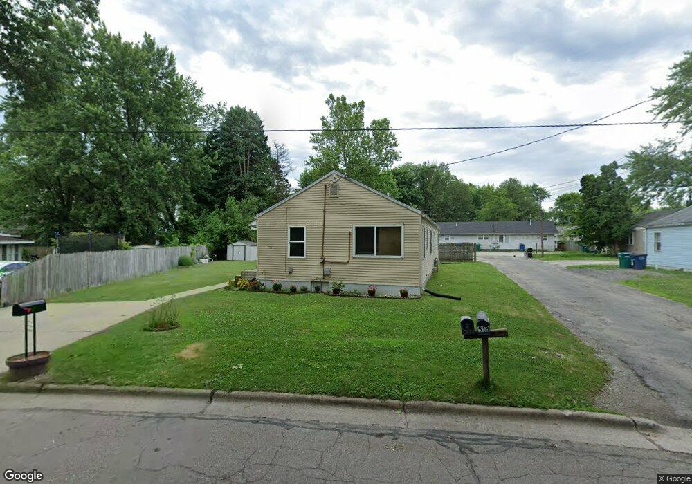 522 Circle Dr, La Porte, IN 46350 - photo 1