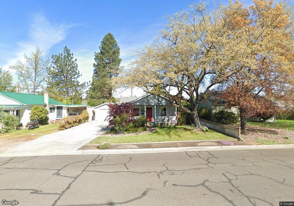 537 Alder St, Central Point, OR 97502 - photo 1