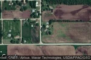 306 S Old Hwy, Delta, IA 52550