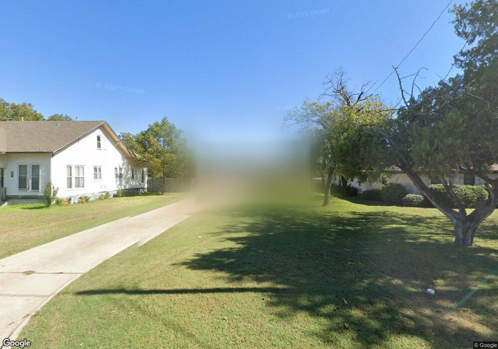 1002 S Paris St, Ennis, TX 75119 - photo 1