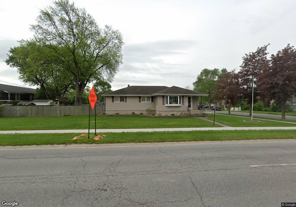 1107 E Glen Park Ave, Griffith, IN 46319 - photo 1