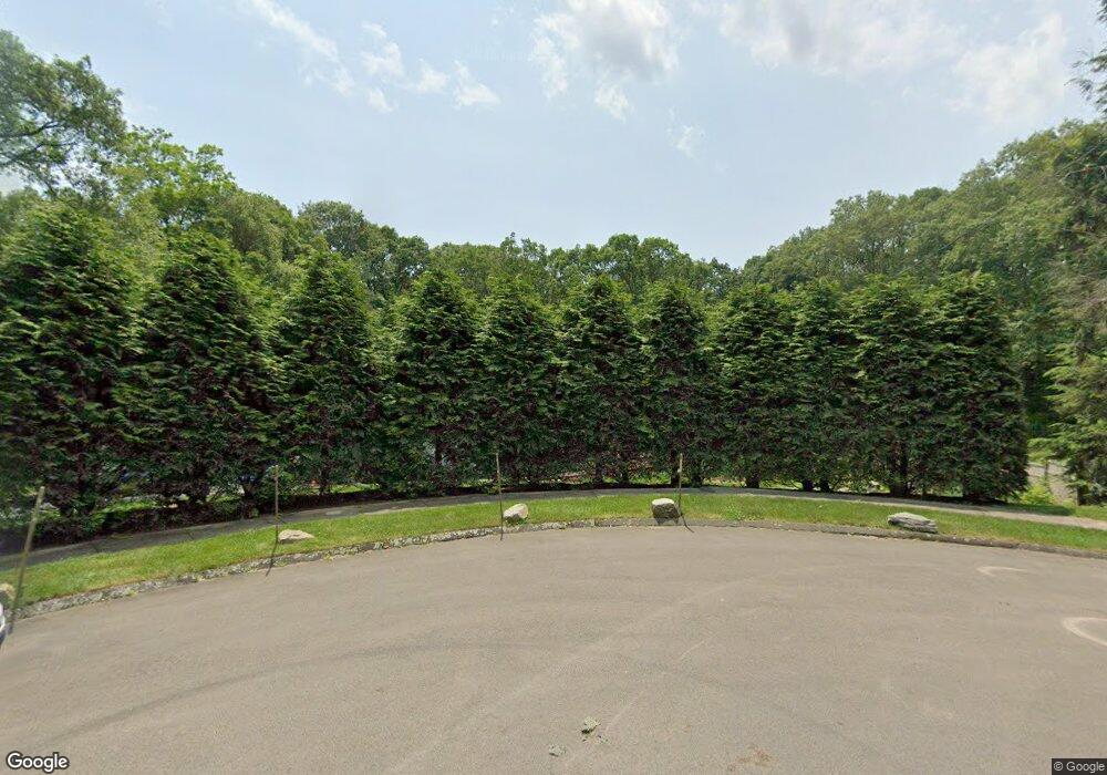 61 Kathleen Dr, Stratford, CT 06614 - photo 1