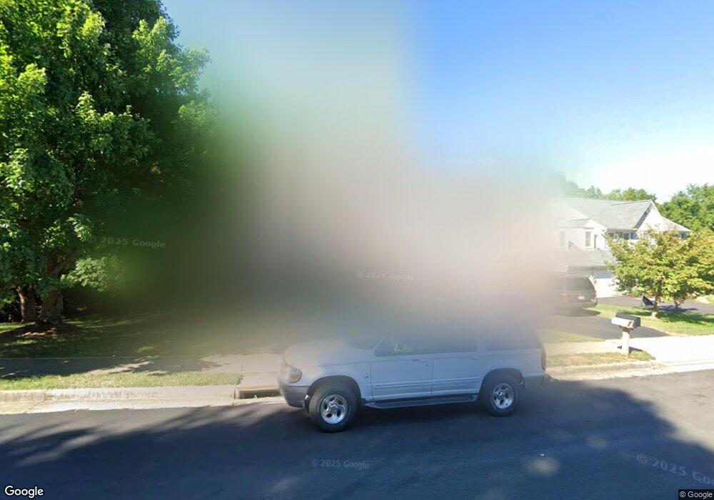 8216 Silverline Dr, Fairfax Station, VA 22039 - photo 1